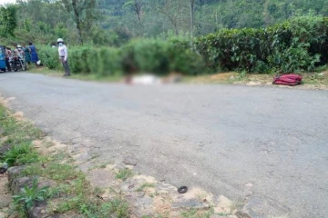 பிரபல பாடசாலை மாணவியொருவர் கூரிய ஆயுதத்தால் தாக்கப்பட்டு கொலை (VIDEO)