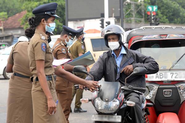 குடிபோதையில் வாகனம் செலுத்தினால் காவல்துறையினருக்கு உதவித்தொகை! | Governments Staff Police Officer Salary Increase