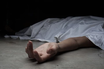 மதில் சுவர் இடிந்து வீழ்ந்ததில் 3 பேர் பலி