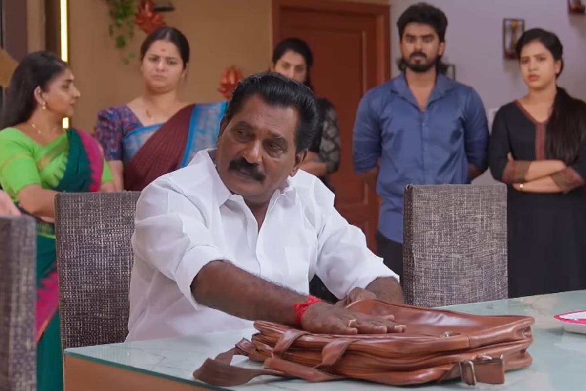 கனிகாவிற்கு பதிலாக எதிர்நீச்சல் தொடர்கிறது சீரியலில் ஈஸ்வரியாக நடிக்கப்போவது இவர்தானா?... கசிந்த தகவல் | Easwari Character Replacement Ethirneechal Serial கனிகாவிற்கு பதிலாக எதிர்நீச்சல் தொடர்கிறது சீரியலில் ஈஸ்வரியாக நடிக்கப்போவது இவர்தானா?... கசிந்த தகவல் | Easwari Character Replacement Ethirneechal Serial