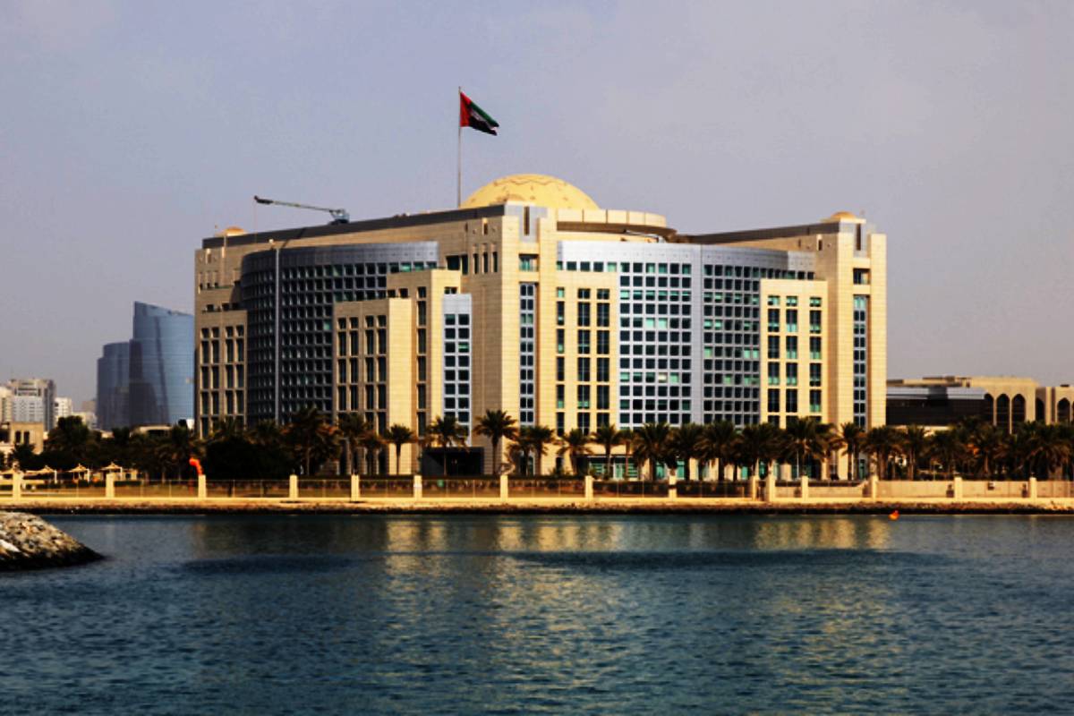 ஈரான் போர்நிறுத்த ஒப்பந்தம்: கூடுதல் விளக்கங்களைக் கோரி ஐக்கிய அரபு அமீரகம் அதிரடி | Uae Demands Clarity Iran Us Ceasefire ஈரான் போர்நிறுத்த ஒப்பந்தம்: கூடுதல் விளக்கங்களைக் கோரி ஐக்கிய அரபு அமீரகம் அதிரடி | Uae Demands Clarity Iran Us Ceasefire