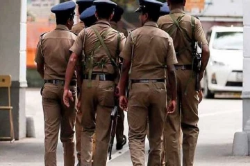 தென்பகுதியில்  பொலிஸ் நிலையத்தின் ஒரு பகுதிக்கு பூட்டு