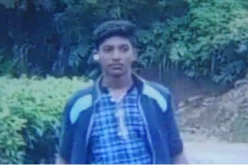 தந்தைக்கு உதவியாக சென்ற மாணவனுக்கு நேர்ந்த பெரும் சோகம்
