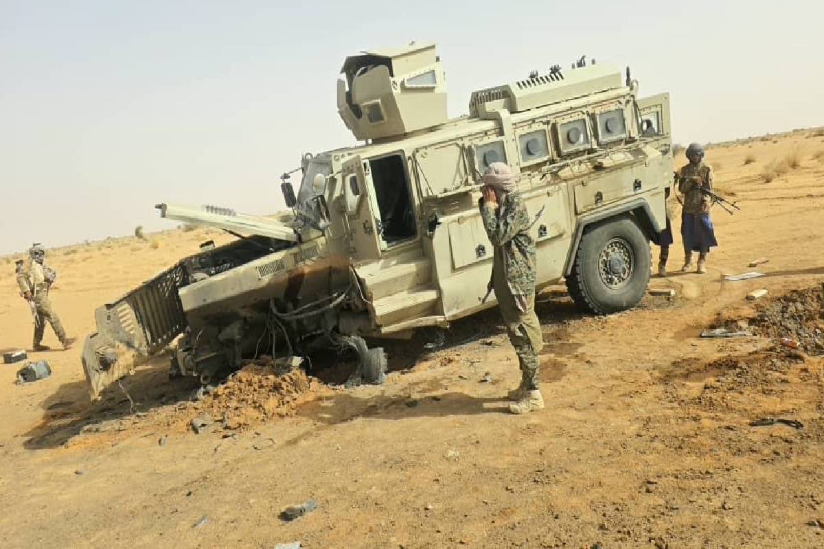 மாலியில் பயங்கரவாத தாக்குதல்: 50 இராணுவ வீரர்கள் பலி | Over 50 Soldiers Killed In A Terrorist Attack Mali மாலியில் பயங்கரவாத தாக்குதல்: 50 இராணுவ வீரர்கள் பலி | Over 50 Soldiers Killed In A Terrorist Attack Mali