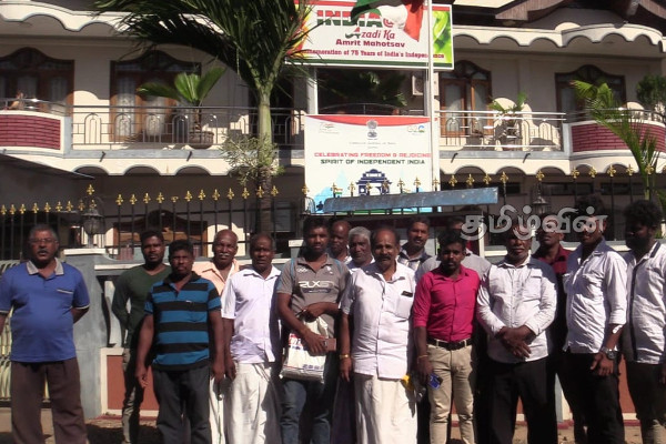 யாழில் கடற்றொழிலாளர்களால் இந்திய துணைத் தூதுவரிடம் மகஜர் கையளிப்பு (Photos) | Srilankan Fishermen Sent Letter To Narendra Modi