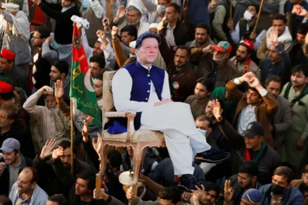 பாகிஸ்தானில் இம்ரான் கான் கட்சியினர் போராட்டம்! ஊரடங்கு உத்தரவு.. | Imran Khan Party Plan Curfew Imposed In Rawalpindi