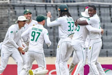 10 ஆண்டுகளுக்கு பின் முதல் வெற்றியை பதிவு செய்த தென் ஆப்பிரிக்கா