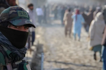 குற்றவாளிக்கு மரண தண்டனையை நிறைவேற்றிய 13 வயது சிறுவன்