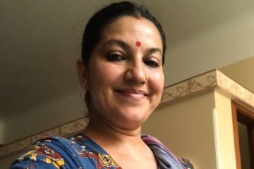 இரட்டை குழந்தை பிறந்த சில மணி நேரத்தில் நடிகைக்கு ஏற்பட்ட சோகம்