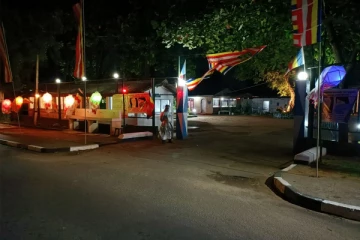 கோவிட் அச்சுறுத்தலிலும் வெசாக் கொண்டாட்டம்