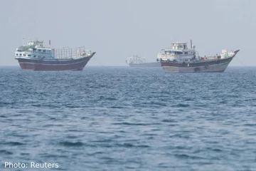 ஹார்முஸ் நீரிணையில் 2 வணிக கப்பல்களை குறி வைத்து தாக்கிய ஈரான்: UAE கடும் கண்டனம்