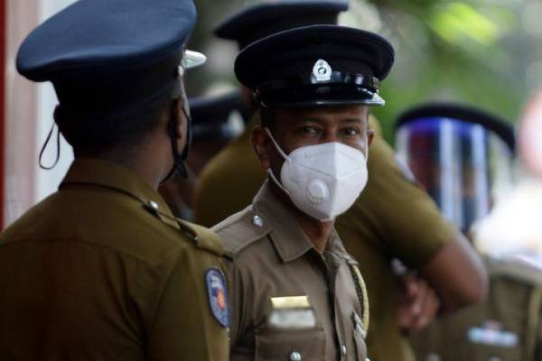 மட்டு வவுணதீவில் தமிழ் தேசிய மக்கள் முன்னணி மாவட்ட அமைப்பாளர் அவரது மகன் உட்பட 4 பேர் கைது..! | Maaveerar Naal Batticaloa 4 Peoples Arrested