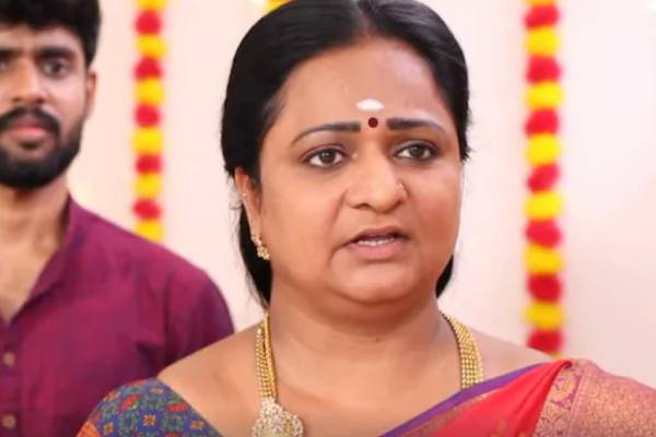 சித்ரா பாணியில் இறந்து போன நடிகை- இன்னும் சில நாட்களில் வீட்டில் விஷேசமாம்.. | Kambam Meena Emotional Post Rajeshwari Death சித்ரா பாணியில் இறந்து போன நடிகை- இன்னும் சில நாட்களில் வீட்டில் விஷேசமாம்.. | Kambam Meena Emotional Post Rajeshwari Death