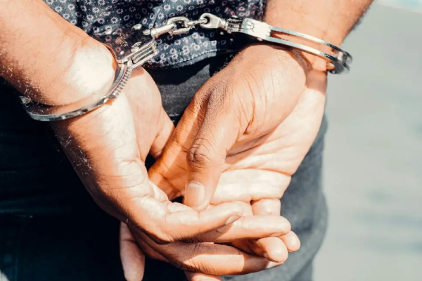 சதோச நிறுவனத்தின் முன்னாள் மேலாளர் அதிரடி கைது! | Former Sathosa Transport Manager Arrested