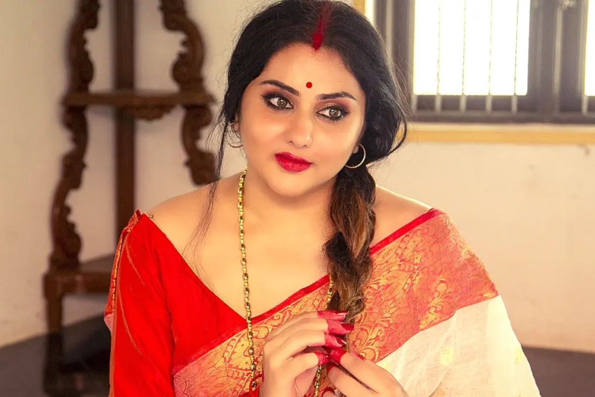 உடல் எடையை குறைத்து ஆளே மாறிய நடிகை நமிதா.. வைரலாகும் வீடியோ | Actress Namitha Weight Loss Fitness Transformation