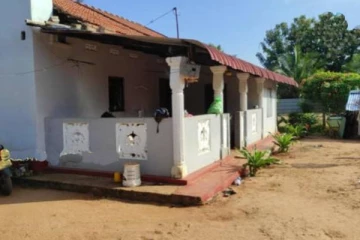 முல்லைத்தீவில் பயங்கரம்: குடும்ப பெண்ணை கட்டிப்போட்டு சித்திரவதை செய்த கொள்ளை கும்பல்