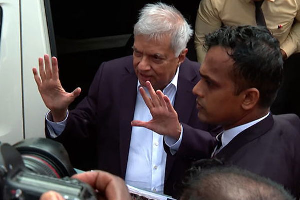 சிறைக்கு அனுப்பப்பட்ட ரணில்.. ஐக்கிய தேசியக் கட்சி வெளியிட்டுள்ள தகவல் | Ranil Arrested Remanded Unp Ruwan Wijewardene