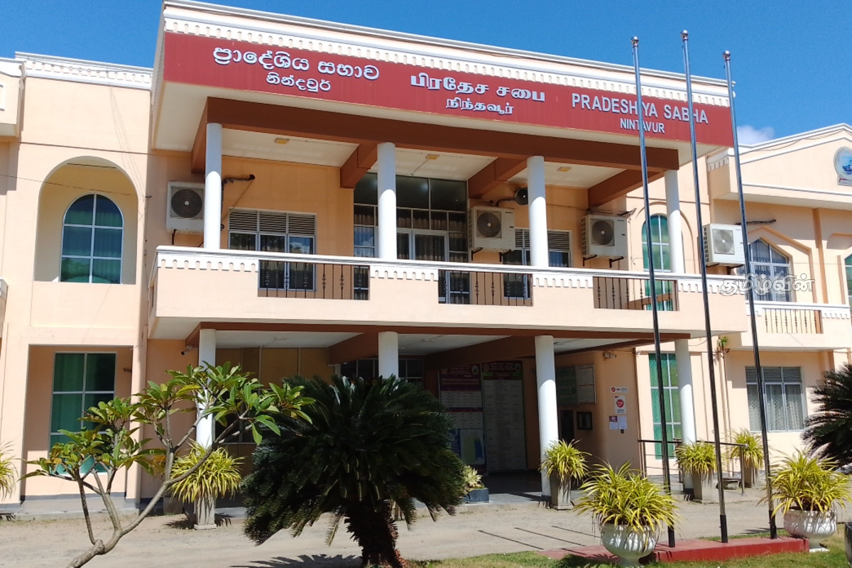 அனுமதியின்றி கட்டப்படும் கட்டுமானங்கள் தொடர்பில் நிந்தவூர் பிரதேச சபையின் விசேட அறிவிப்பு | Special Announcement Ninthavur Pradeshiya Sabha