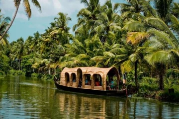 கோடைக்கால சுற்றுலா போற Plan இருக்கா? அப்போ இந்த இடங்களை தவற விடாதீங்க