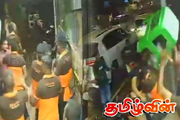 கொழும்பிலுள்ள பிரபல உணவகத்தில் கொடூரமாக தாக்கப்பட்ட குழுக்கள் - பின்னணி என்ன....! | Hotel De Plaza Clarification About The Flight கொழும்பிலுள்ள பிரபல உணவகத்தில் கொடூரமாக தாக்கப்பட்ட குழுக்கள் - பின்னணி என்ன....! | Hotel De Plaza Clarification About The Flight