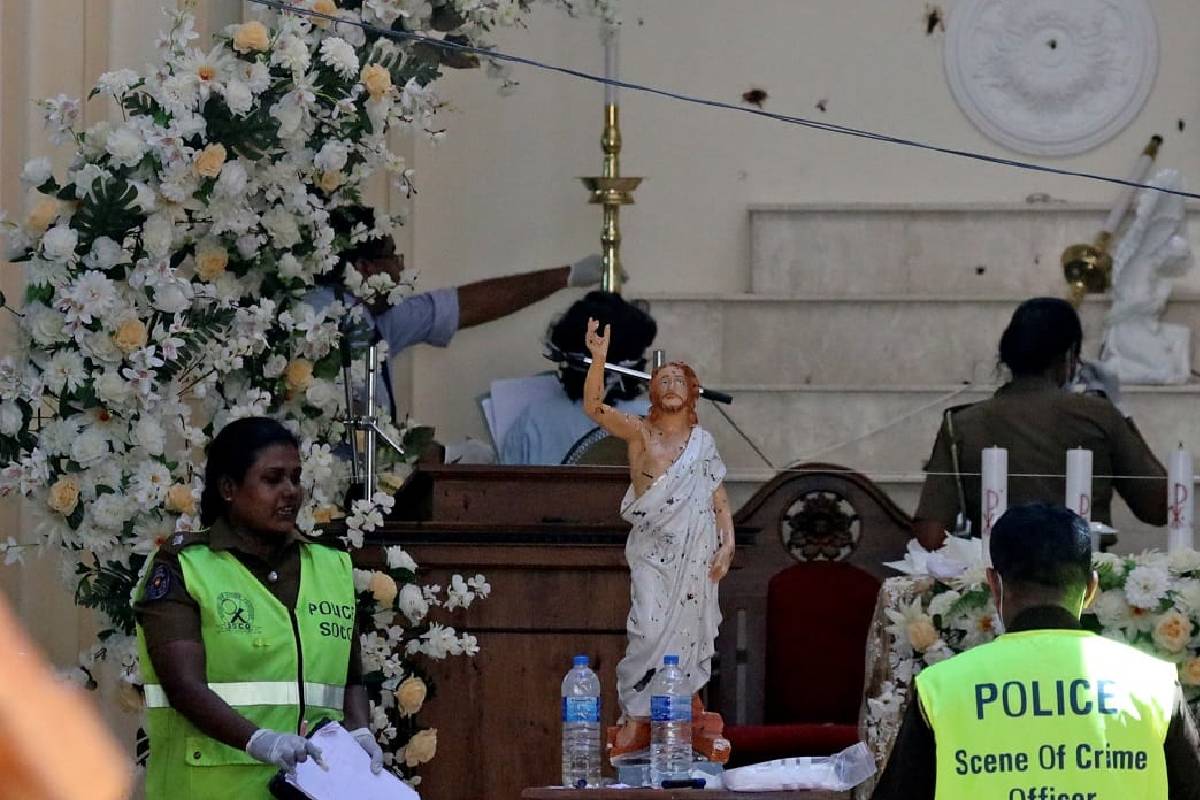 ஈஸ்டர் தாக்குதல் வழக்கு: அனுமதி கோரிய பூஜித ஜயசுந்தரவை நிராகரித்த கொழும்பு மேல் நீதிமன்றம் | Easter Attack Case Court Rejected Request Pujith