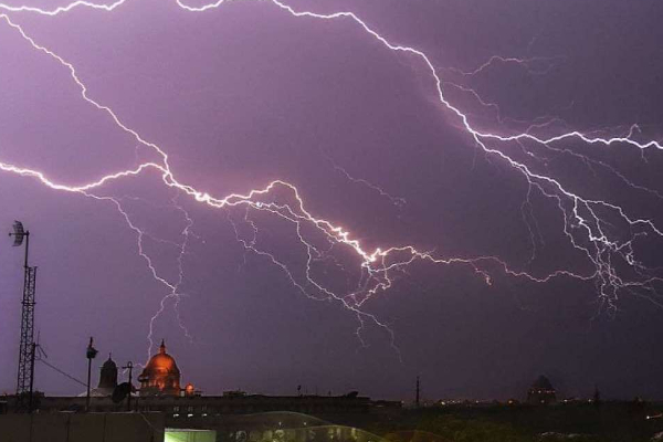 சீரற்ற காலநிலையால் நாட்டின் பல பகுதிகளில் கடும் மழை | Heavy Rains In The Country Weather In The Country