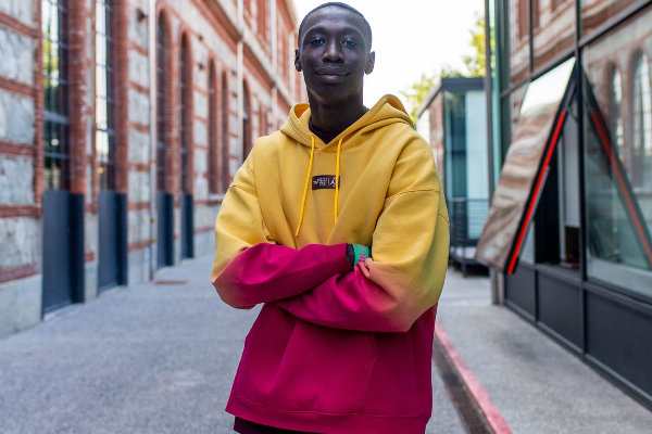 ஒரே ஒரு பதிவிற்கு கோடிகளை அள்ளும் டிக்டாக் பிரபலம்! வசிக்கும் வீடு மட்டுமே மில்லியன் பெறுமதி | Tiktok Khaby Lame Earns In Crores