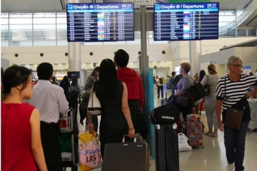 கட்டுநாயக்க விமான நிலையத்தில் சிக்கிய யாழ்ப்பாண தம்பதி