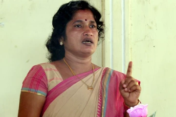 பிச்சை எடுக்கும் அரசிற்கு எதற்கு ஆட்சி அதிகாரம்: கேள்வியெழுப்பியுள்ள அனந்தி சசிதரன்