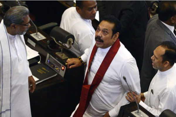 தலைமறைவாகியிருந்த மகிந்த இன்று நாடாளுமன்றம் சென்றார்! சூடு பிடிக்கும் நாடாளுமன்ற விவாதங்கள் - ஐபிசி தமிழ்