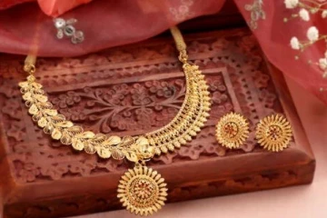 ரூ.61,000-த்தை தாண்டிய தங்கம் விலை; அடேங்கப்பா.. எவ்வளவு தெரியுமா?