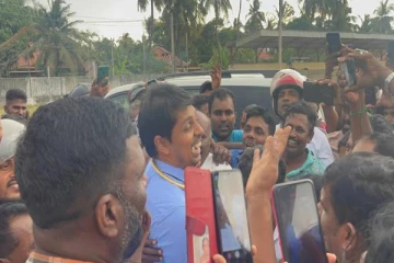 வைத்தியர் அர்ச்சுனாவிற்கு அமோக வரவேற்பை அளித்த மன்னார் மக்கள்!