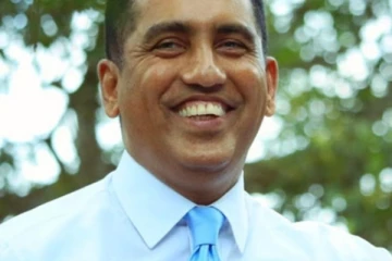 අත්අඩංගුවට නොගන්නා ලෙස ඉල්ලමින් ජොන්ස්ටන්ගෙන් පෙත්සමක්..