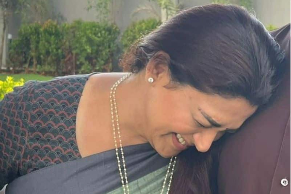 நடிகர் பிரபு தோளில் படுத்திருக்கும் குஷ்பு- வாயடைத்து போன ரசிகர்கள்! லீக்கான ஷூட்டிங் ஸ்பாட் க்ளிக்ஸ் | Viral Kushboo Twitter Photos