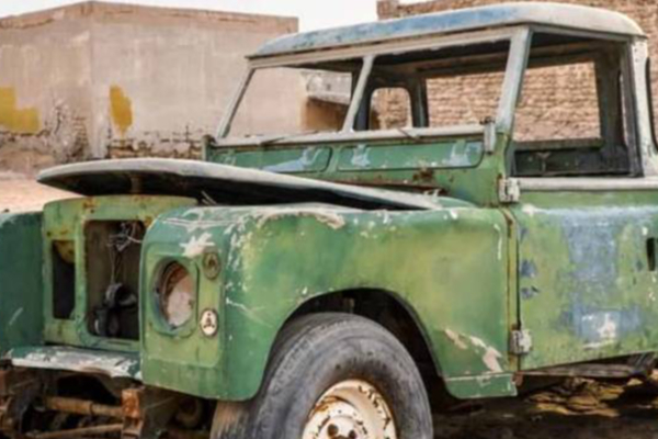 அமீரகத்தில் ஒரு பேய் நகரம்...50 வருடமாக தனித்து விடப்பட்ட பிரம்மாண்டப் பகுதி | Uae Have 50Years Aloned Devil City