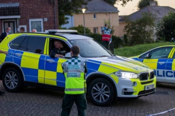 லண்டனில் இளைஞனின் வெறிச்செயல் - சிறுமி உட்பட 5 பேர் பலி