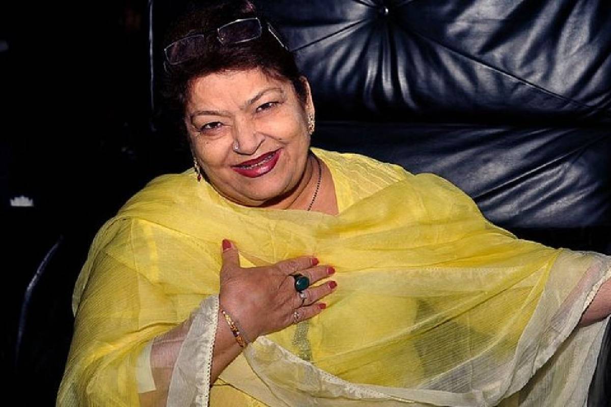 13 வயதில் 43 வயது இயக்குநருடன் திருமணம்..இறந்துபோன குழந்தை!! பிரபல கோரியோகிராஃபரின் கண்ணீர் பக்கம்.. | Saroj Khan Above Hardships Bollywood Dance Queen