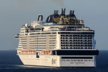 பிரித்தானியாவில் சொகுசு கப்பலில் நடைபெற்ற தகராறு: 60 வயது பயணி உயிரிழப்பு