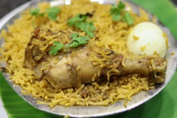 பிரியாணி சாப்பிடுவதில் அலாதி பிரியமா? அதில் உள்ள சிக்கல்களை தெரிந்து கொள்ளுங்கள்