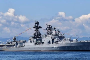 கொழும்புக்கு வந்துள்ள பிரபல நாடொன்றின் போர்க்கப்பல்