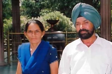 திருமணமாகி 22 ஆண்டுகள்... கணவர் கனடாவில் காதல் மனைவி இந்தியாவில்: தன் பங்குக்கு பிரச்சினையை உருவாக்கியுள்ள கொரோனா
