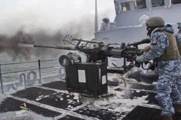 அதிகரிக்கும் போர் பதற்றம் - துருப்புகளை நகர்த்தும் ரஷ்யா, அவசர நிலை பிரகடனம் அறிவித்தது உக்ரைன் அரசு