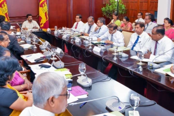 கல்வி அமைச்சின் செலவு தொடர்பான கலந்துரையாடல்