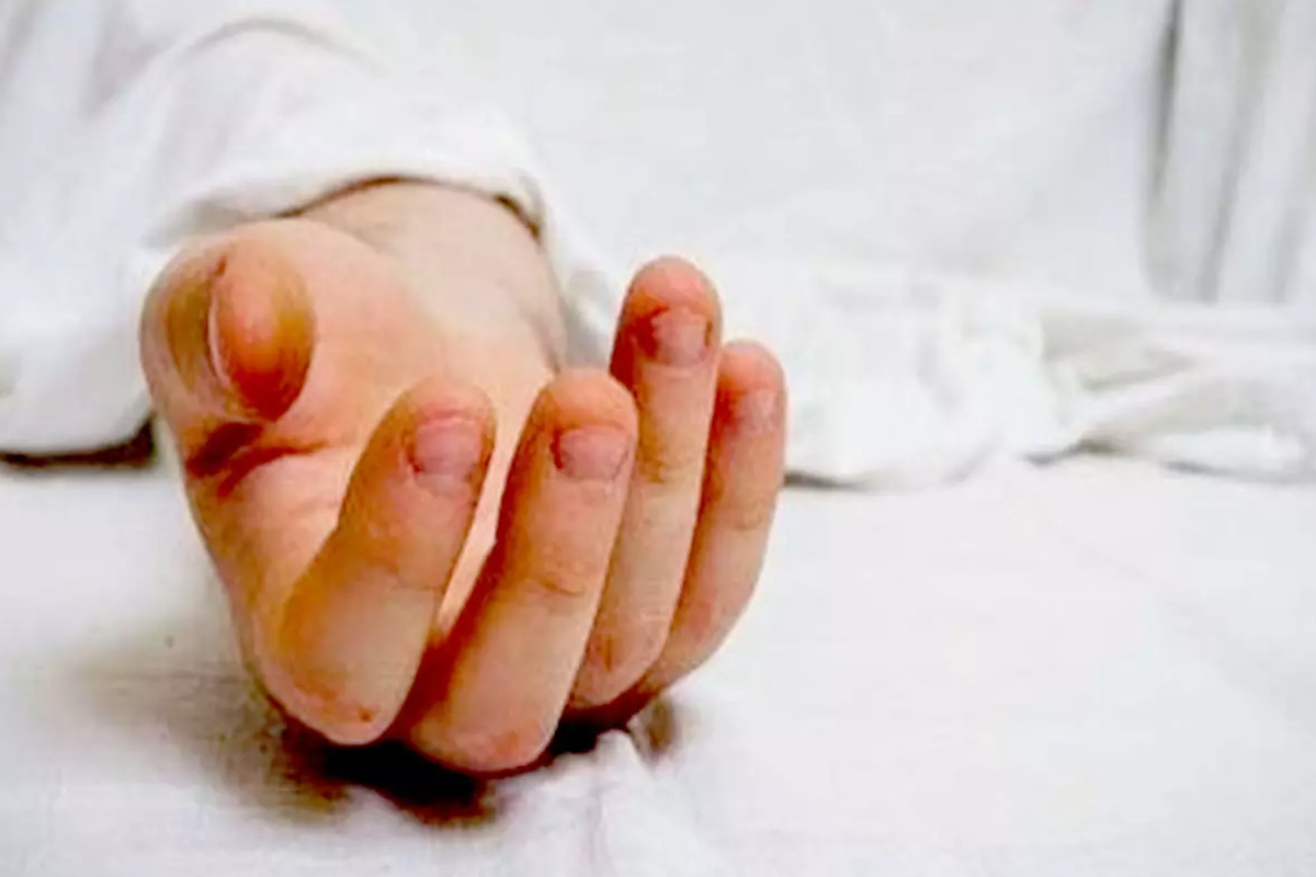 பணிப்பாளரின் வாகனத்தில் மோதி பலியான 7 வயது மாணவன் ; பாடசாலைக்குள் சம்பவம் | 7 Year Old Student Killed In Official S Vehicle