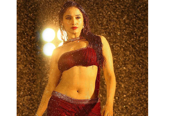 சமந்தா வேண்டாம், 32 வயது திருமணம் ஆகாத நடிகையை தட்டிதூக்கிய புஷ்பா படக்குழு.. அதுவும் அந்த விஷயத்திற்காக | Samantha Out From Pushpa 2