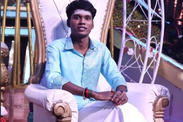 சூப்பர் சிங்கர் 11 புகழ் சரண் ராஜாவா இது, ஹேர் ஸ்டைல் மாற்றி ஆளே மாறிவிட்டாரே.... செம லுக் பாருங்க