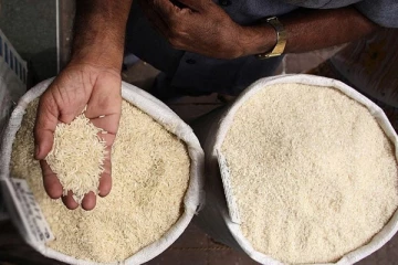 රජයේ සහල් ගබඩා හිස් වෙයි.