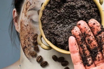 சருமத்தை பளபளப்பாக்கும் Coffee Scrub: எப்படி பயன்படுத்தணும்