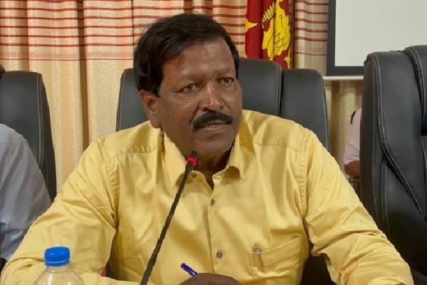 வடக்கின் சீரற்ற ஆசிரிய வளப் பரவலாக்கம்: ரவிகரன் எம்.பி பிரதமருக்கு கடிதம் | Ravikaran Mp Request Regarding Teacher Appointment