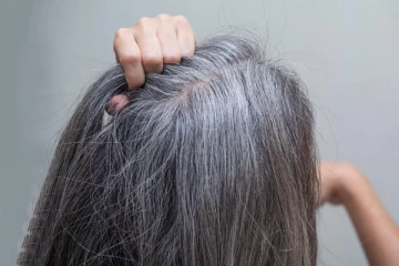 வெள்ளை முடியை கருப்பாக்கும் ஹேர் பேக்: பலனை விரைவில் பார்க்கலாம்!